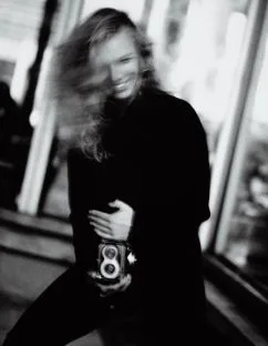 © Dominique Issermann